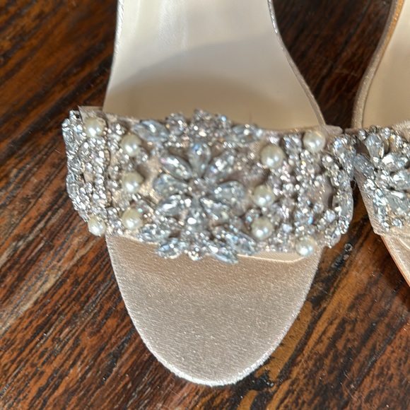 🆕 Size 7 Rhinestone Heels NWOB - Picture 3 of 7
